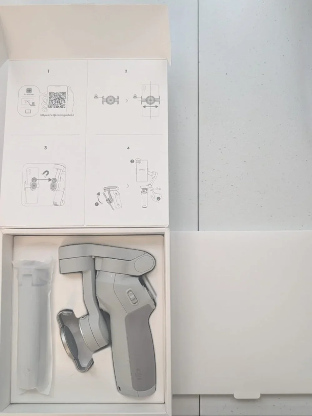 DJI Osmo Mobile SE – Gimbal Stabilizer – New, Opened Box